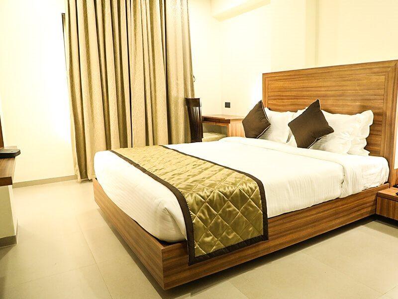 กีริยาด โฮเทล โสละปุระ บาย โอทีเอชพีแอล Hotel โซลาปูร์ ภายนอก รูปภาพ