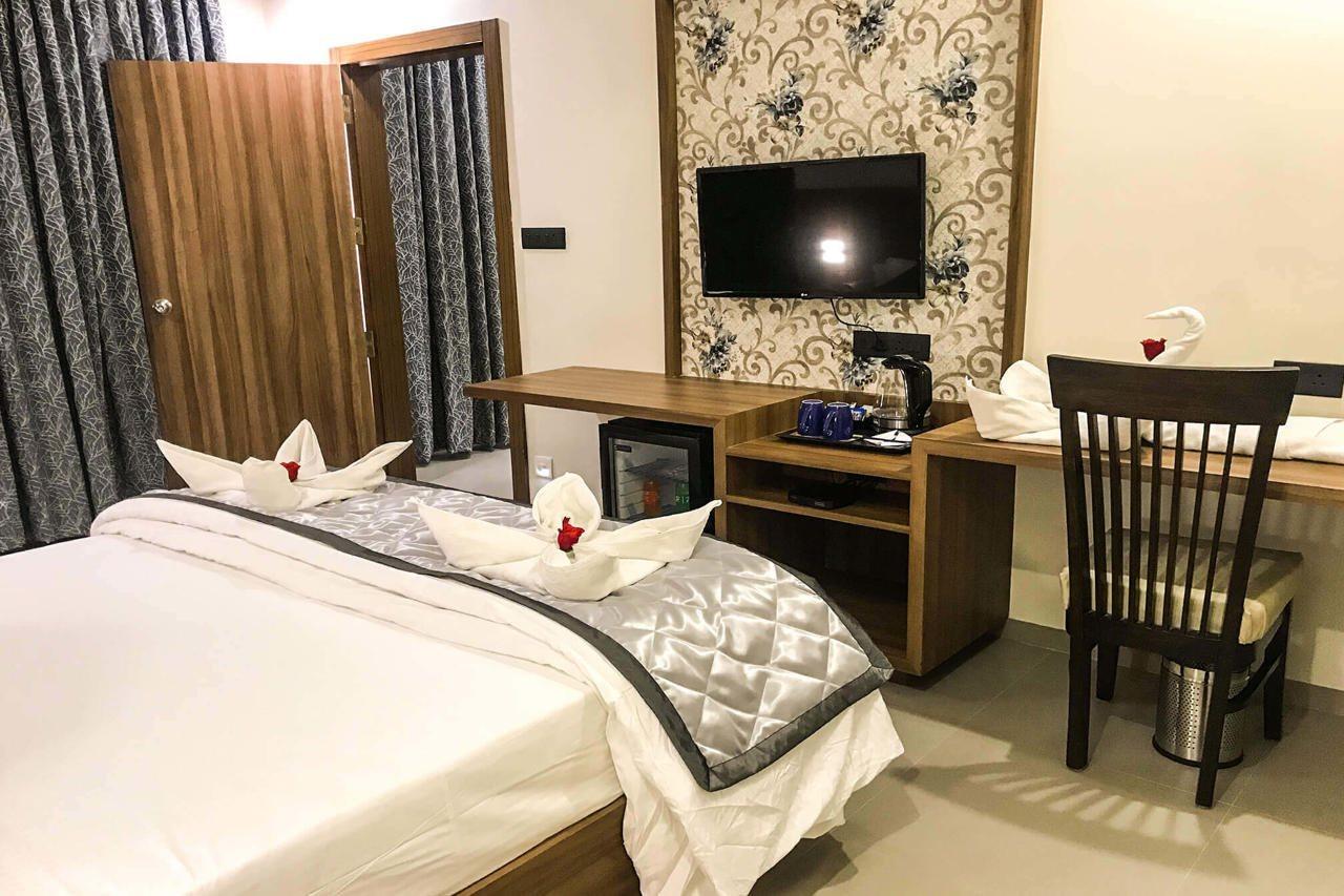 กีริยาด โฮเทล โสละปุระ บาย โอทีเอชพีแอล Hotel โซลาปูร์ ภายนอก รูปภาพ