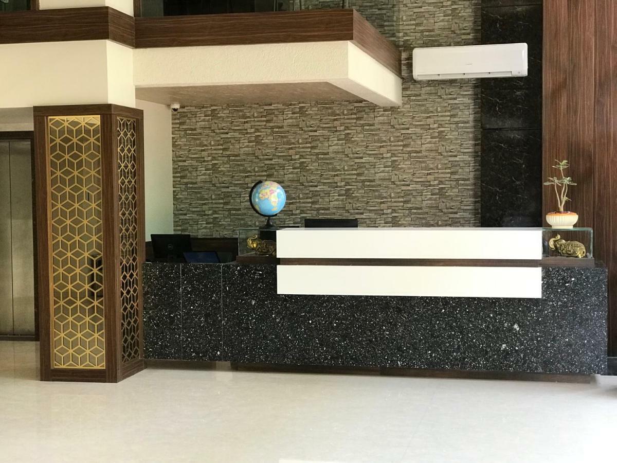 กีริยาด โฮเทล โสละปุระ บาย โอทีเอชพีแอล Hotel โซลาปูร์ ภายนอก รูปภาพ