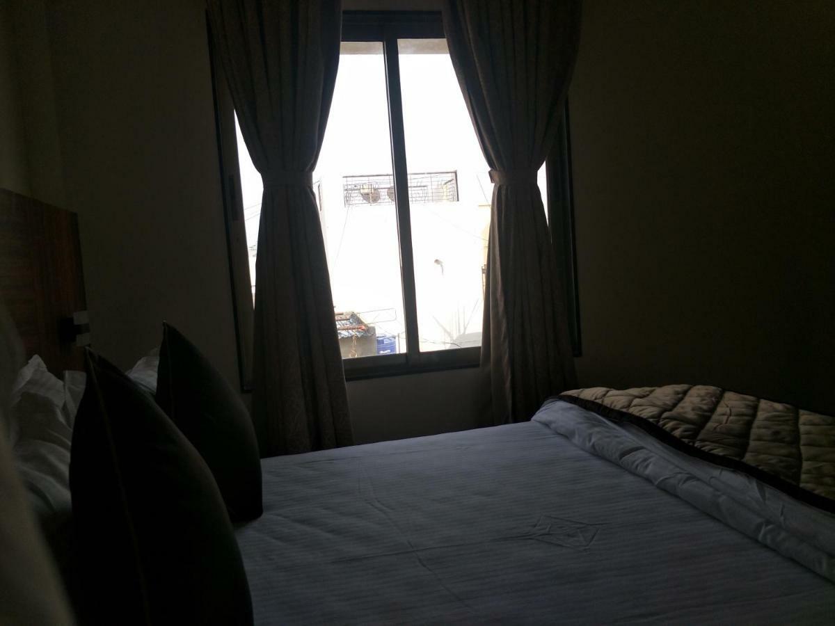 กีริยาด โฮเทล โสละปุระ บาย โอทีเอชพีแอล Hotel โซลาปูร์ ภายนอก รูปภาพ
