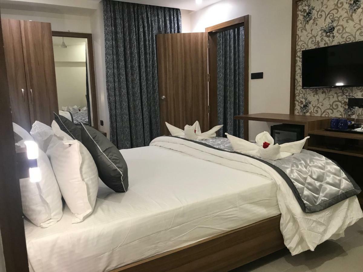 กีริยาด โฮเทล โสละปุระ บาย โอทีเอชพีแอล Hotel โซลาปูร์ ภายนอก รูปภาพ